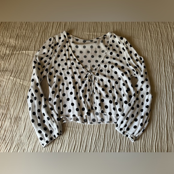 Tie up top - Picture 2 of 3